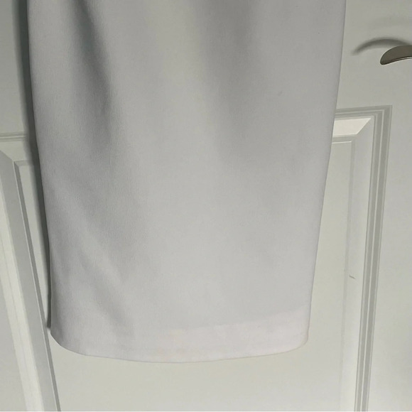 Dress the Population one shoulder floral appliqué Dress white 18470 - Picture 7 of 14